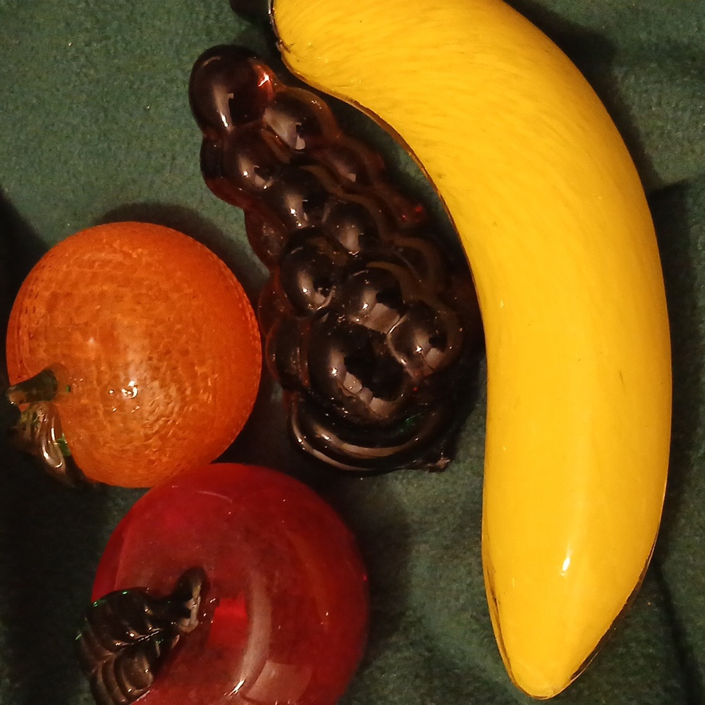 Glass fruit.Apple banana,grapes,4 piece set